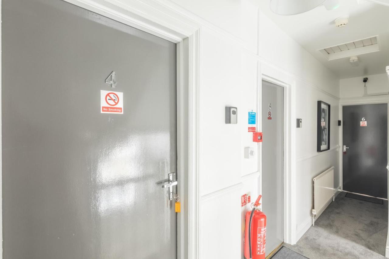 Private Room 4 With Kitchenette By Cb Stays No Minimum Stays CBG Dış mekan fotoğraf